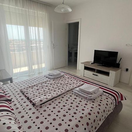Harmony Relax Apartment ปาราชิน ภายนอก รูปภาพ